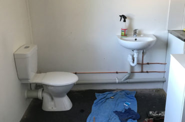 fixme-plumbing-bathroom-3
